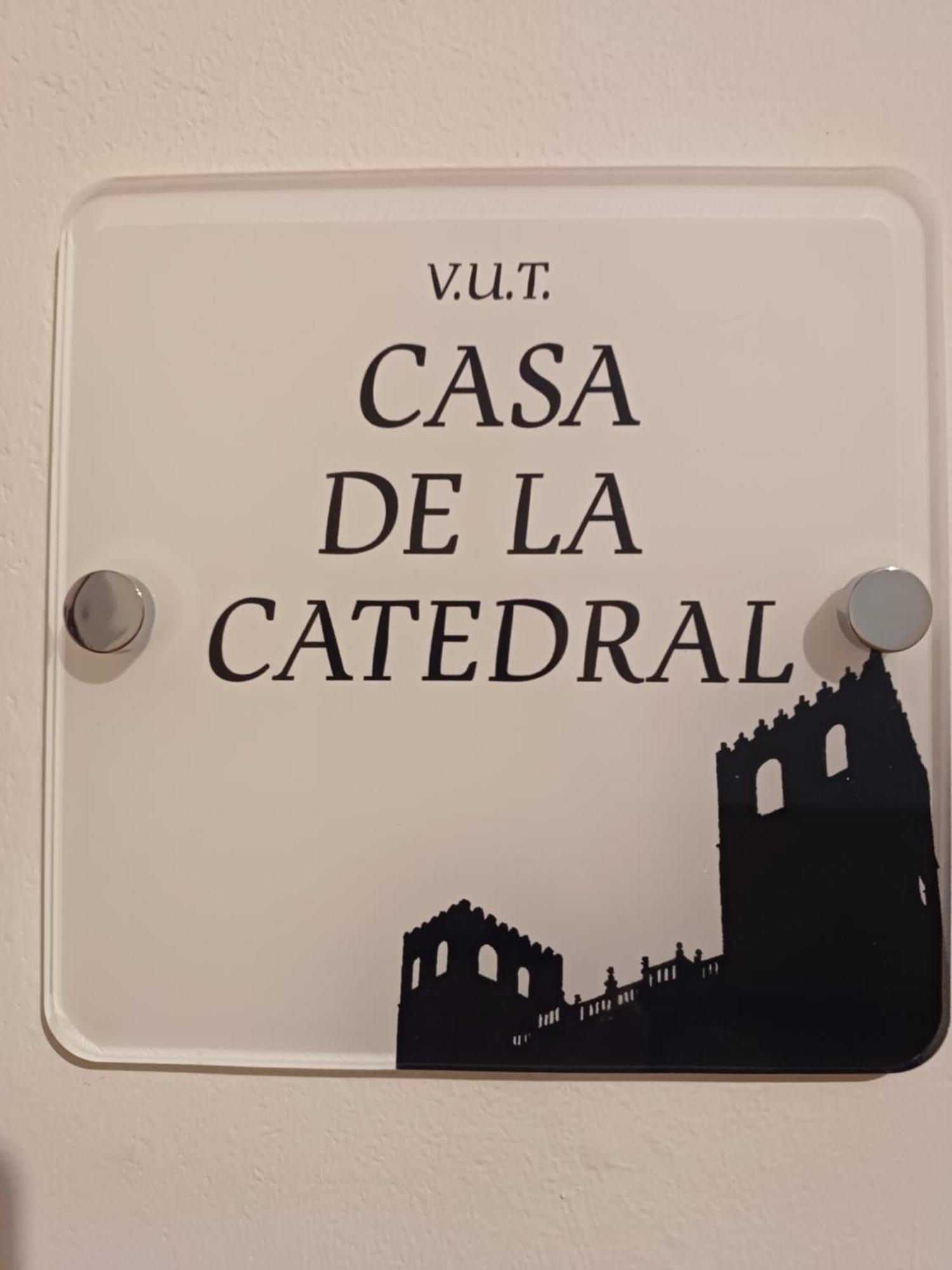 Vut Casa De La Catedral Baja Apartment ซีเกว็นซา ภายนอก รูปภาพ